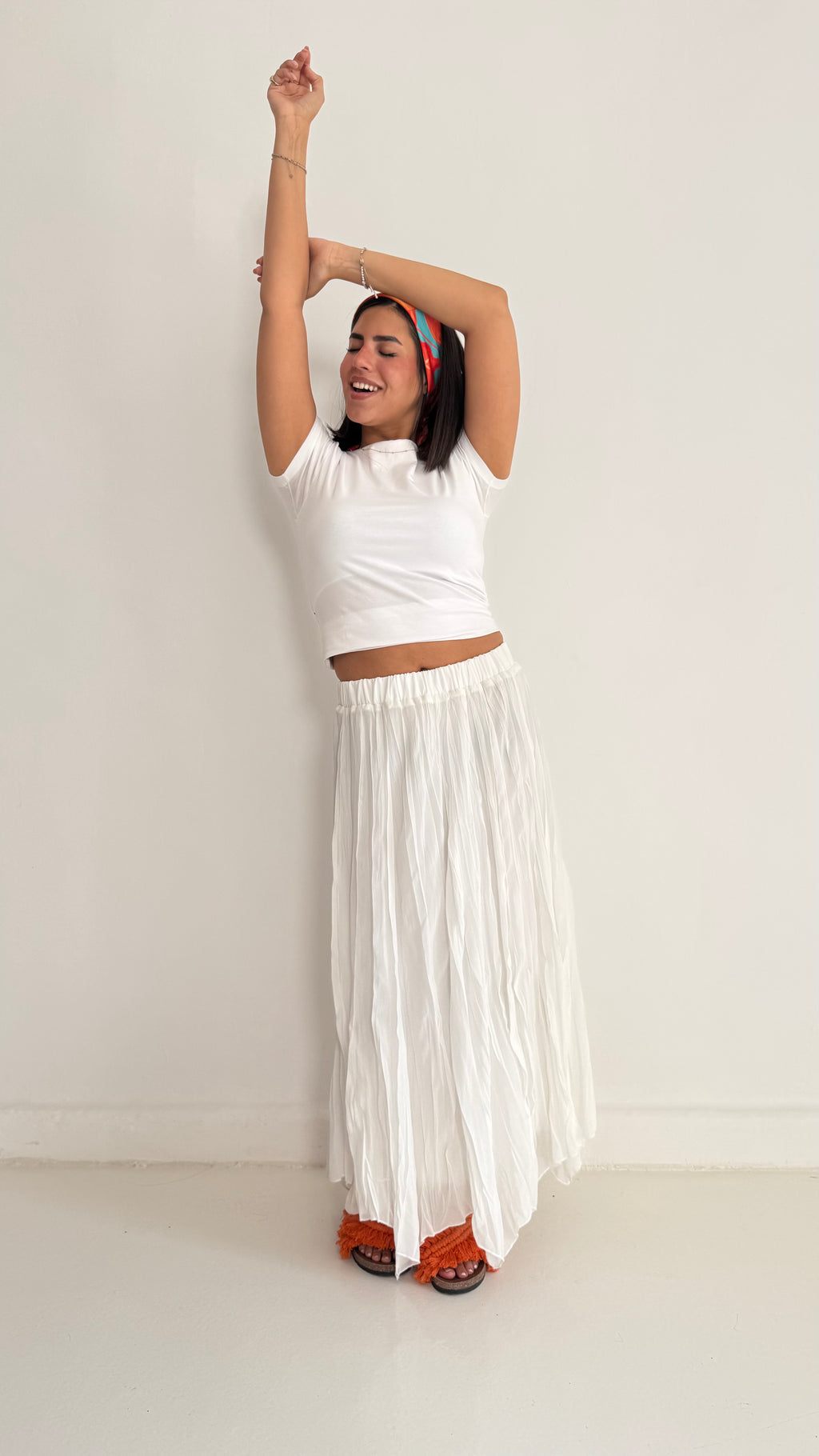 Flowy Crinkle Skirt In White