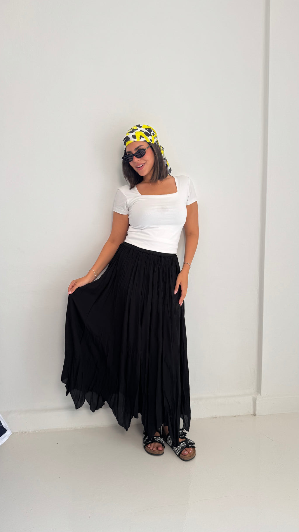 Flowy Crinkle Skirt In Black