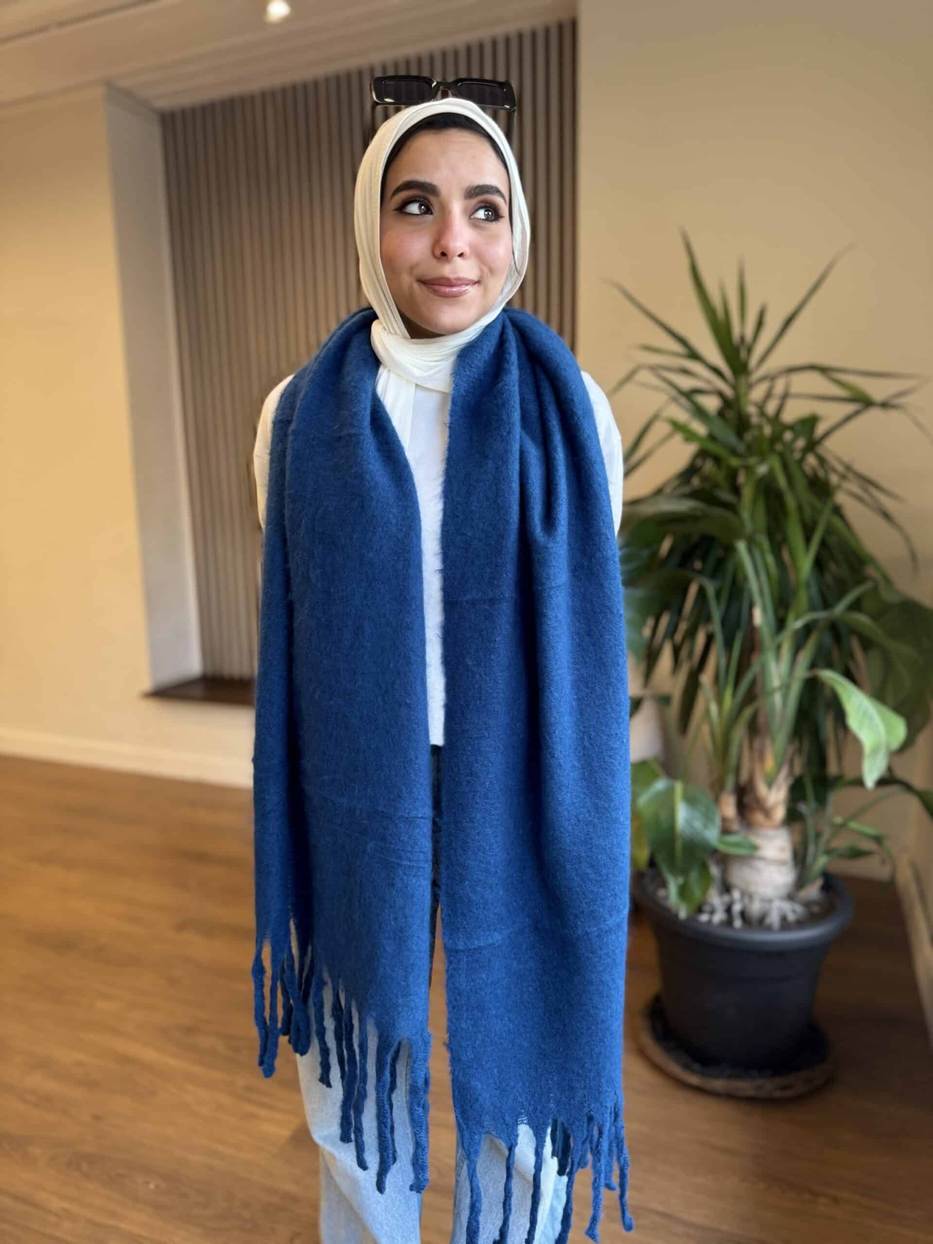 Genzary wool scarf