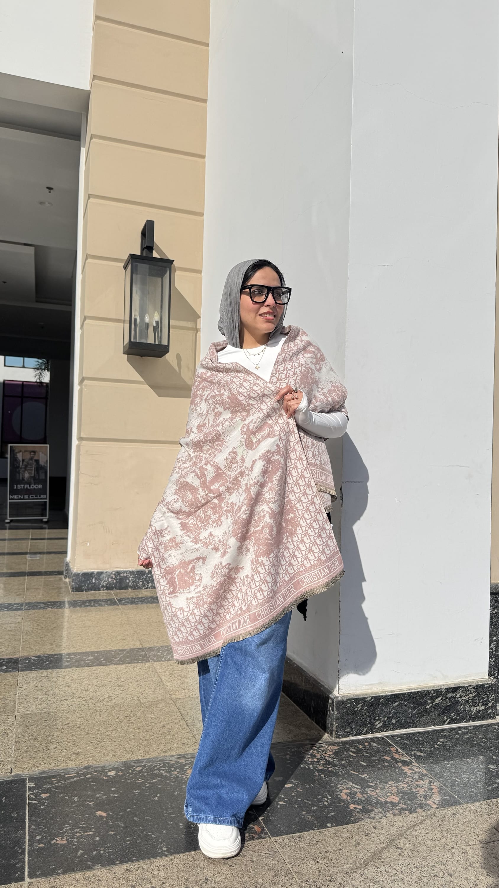 Trendy Christian Dior Shawl