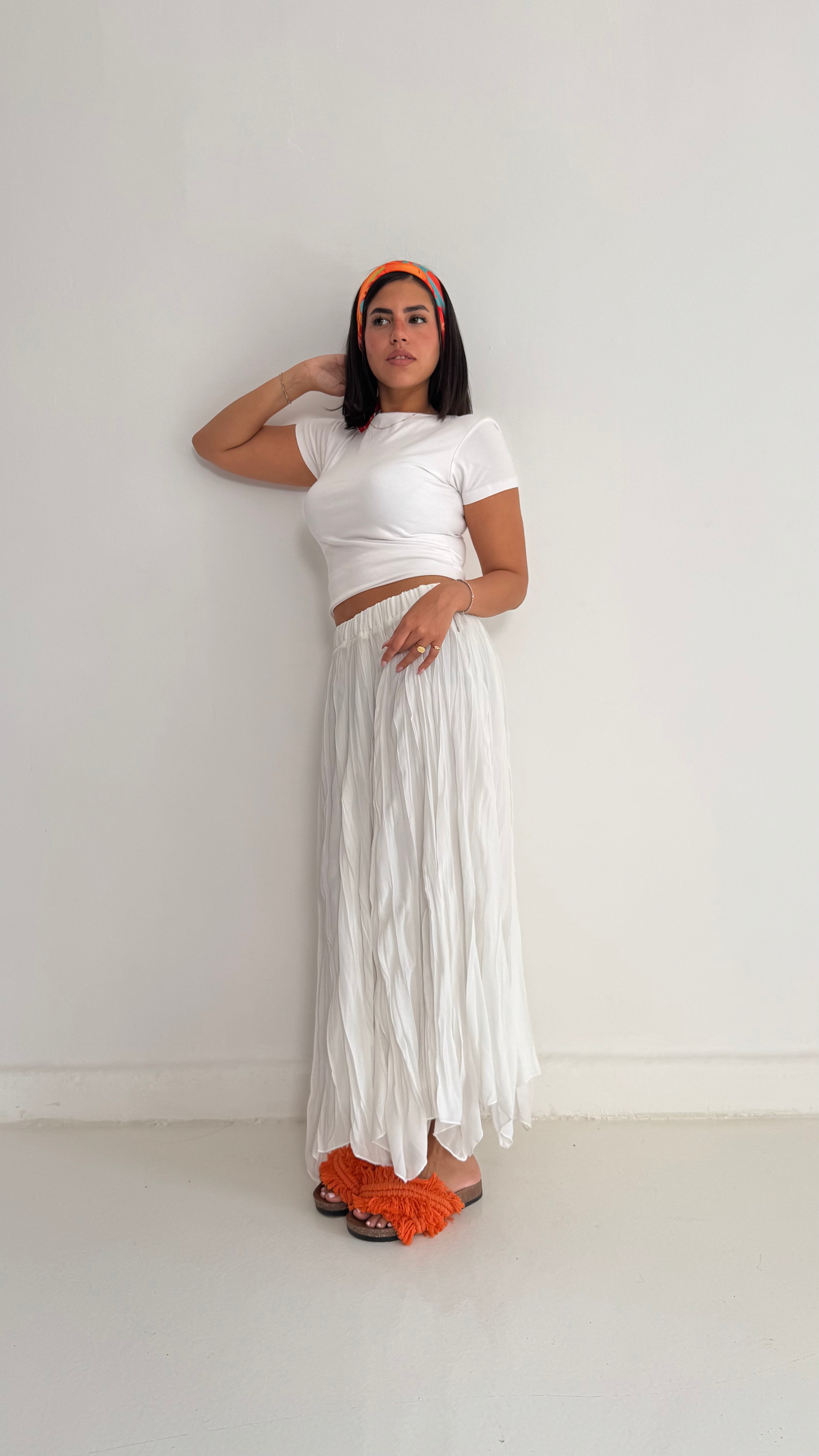 Flowy Crinkle Skirt In White