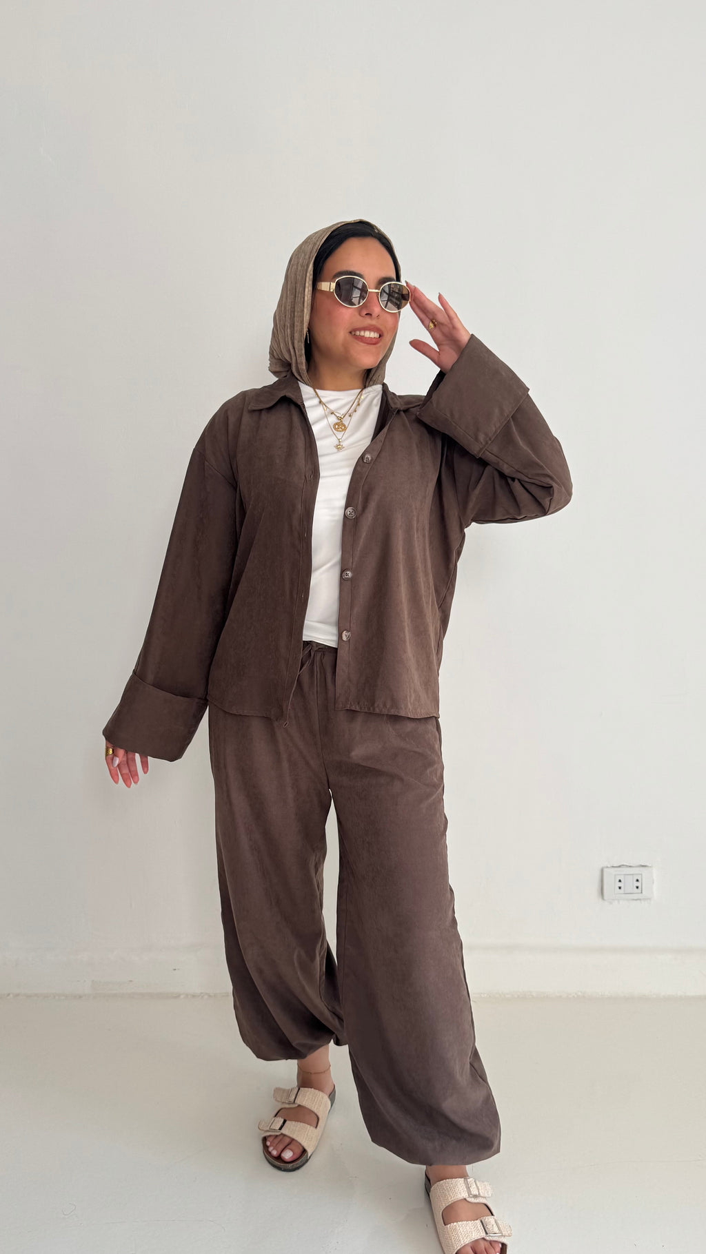 Serene Set In Brown