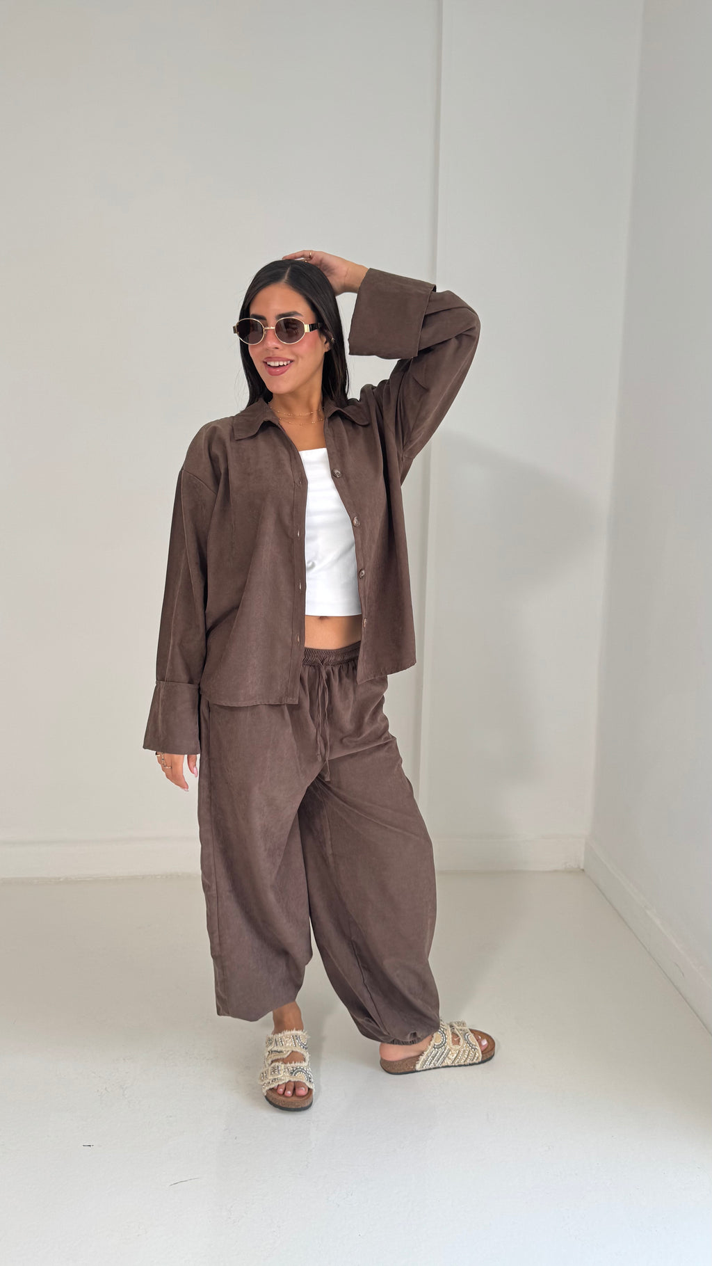 Serene Set In Brown