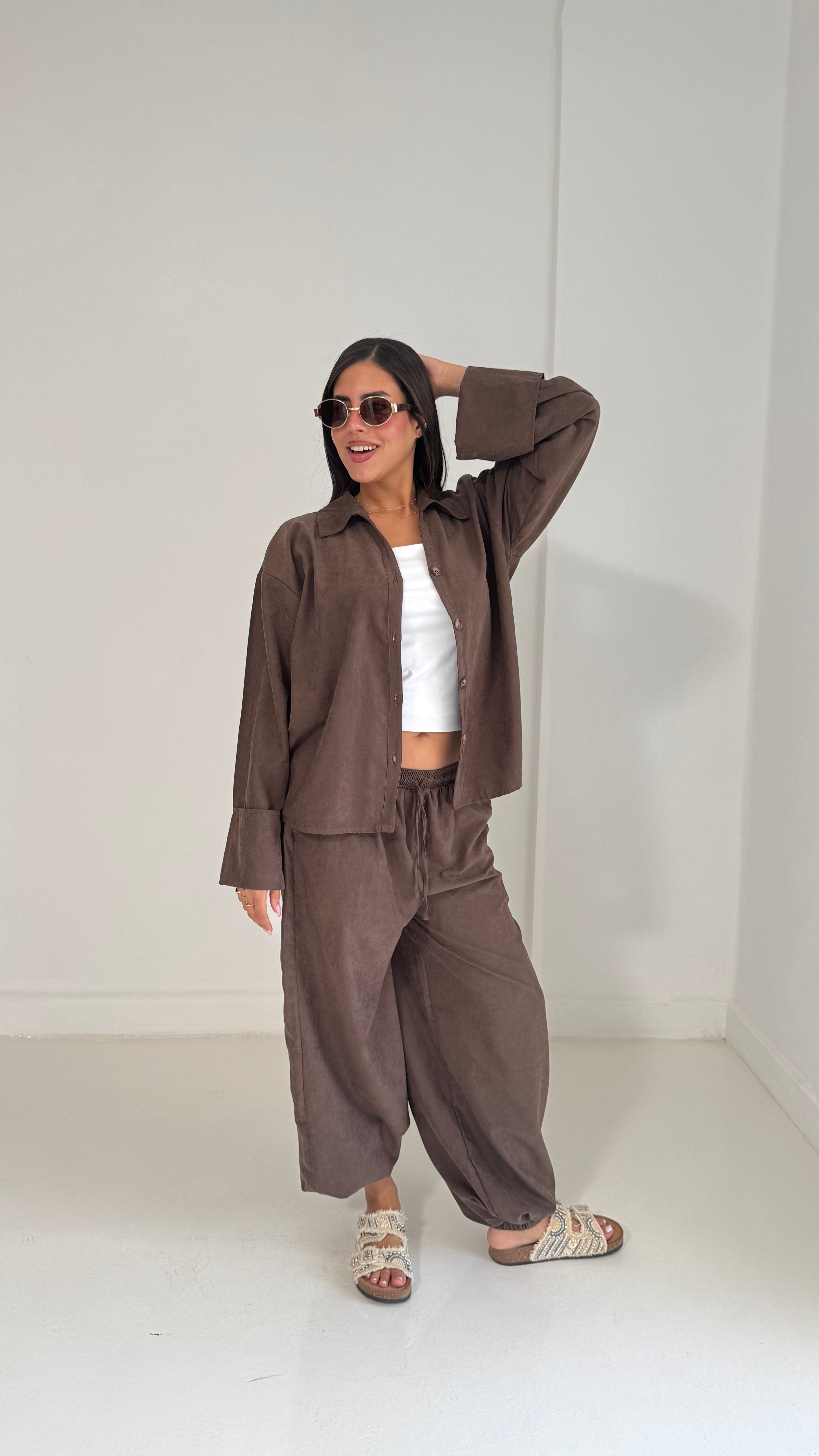 Serene Set In Brown